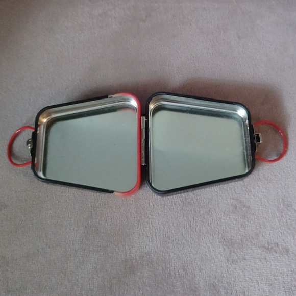 Vintage Emily the Strange Sinimints Tin Mini Purse 90s - Picture 3 of 6